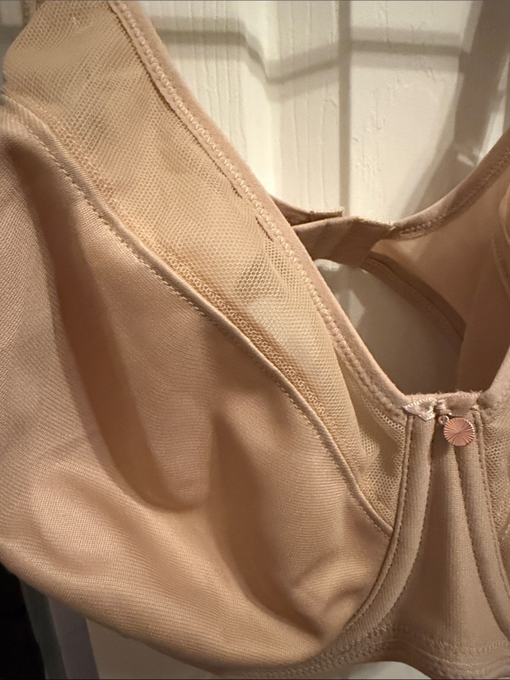 Elomi Nude Full Support Bra in Light Beige - Picture 4 of 5